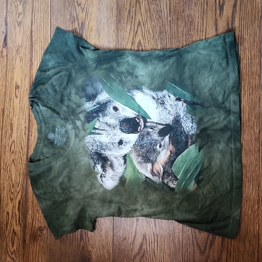 Scoop neck tee